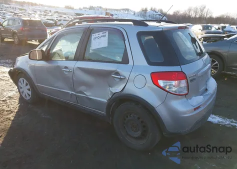 2011 Suzuki Sx4 из США, поврежденный, VIN JS2YB5A32B6304228